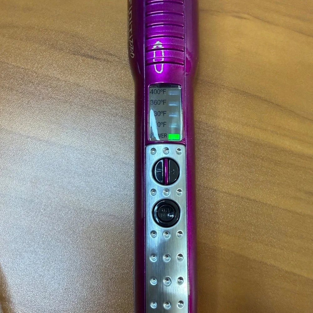 New Conair InfinitiPro Titanium Ceramic Clipless Curling Wand Purple CD123